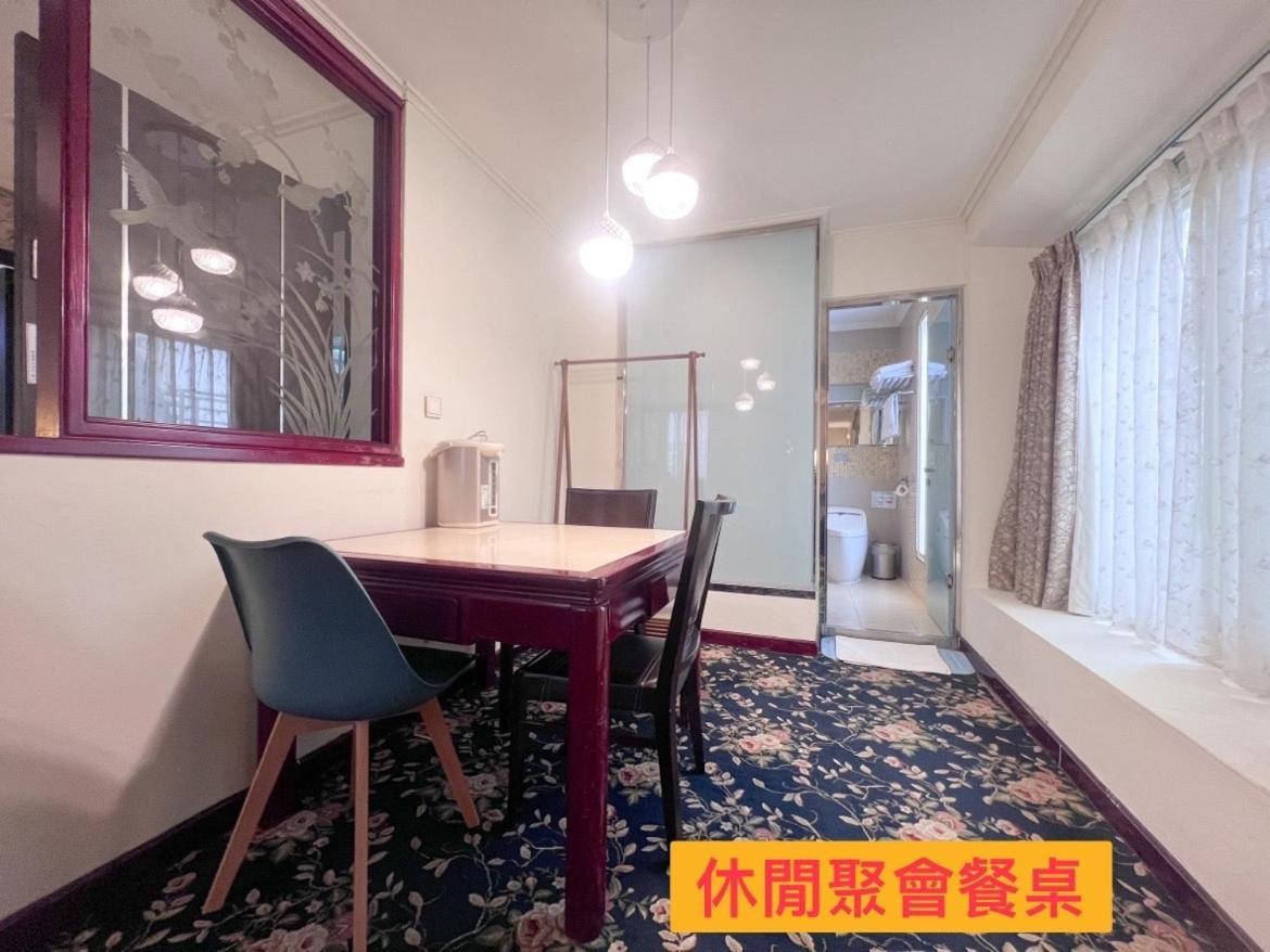 Kiwi Hotel Mrt Wenxin Branch Taichung Exterior photo